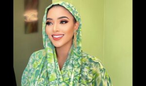 (Vidéo)- Adja Diallo freine les hommes sénégalais:« nguir yalla bayi len ma, nobanté wouma ak yen…»