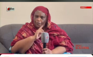 (Vidéo) : La mère de Dieynaba en colère : «Sama doom  nékhone na en coma… douma meuss baleu Alioune »