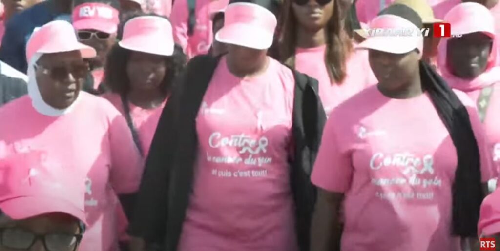 Octobre Rose: Le geste symbolique de la Première Dame Marie Khone Faye (vidéo)