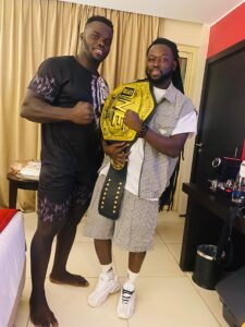 (Photos)- Le chanteur Cherifou s’affiche avec Reug Reug