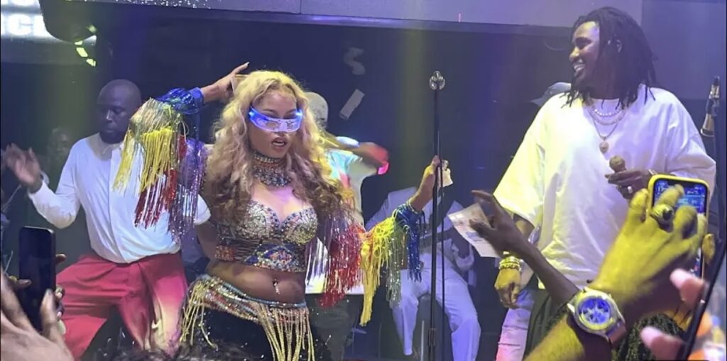 (Vidéo) – Ndeye Ndiaye exc!te les hommes avec la danse « Koba Yi ».