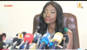 Coumba Gawlo Seck : Conférence de presse pour célébrer ses 40 ans de carrière