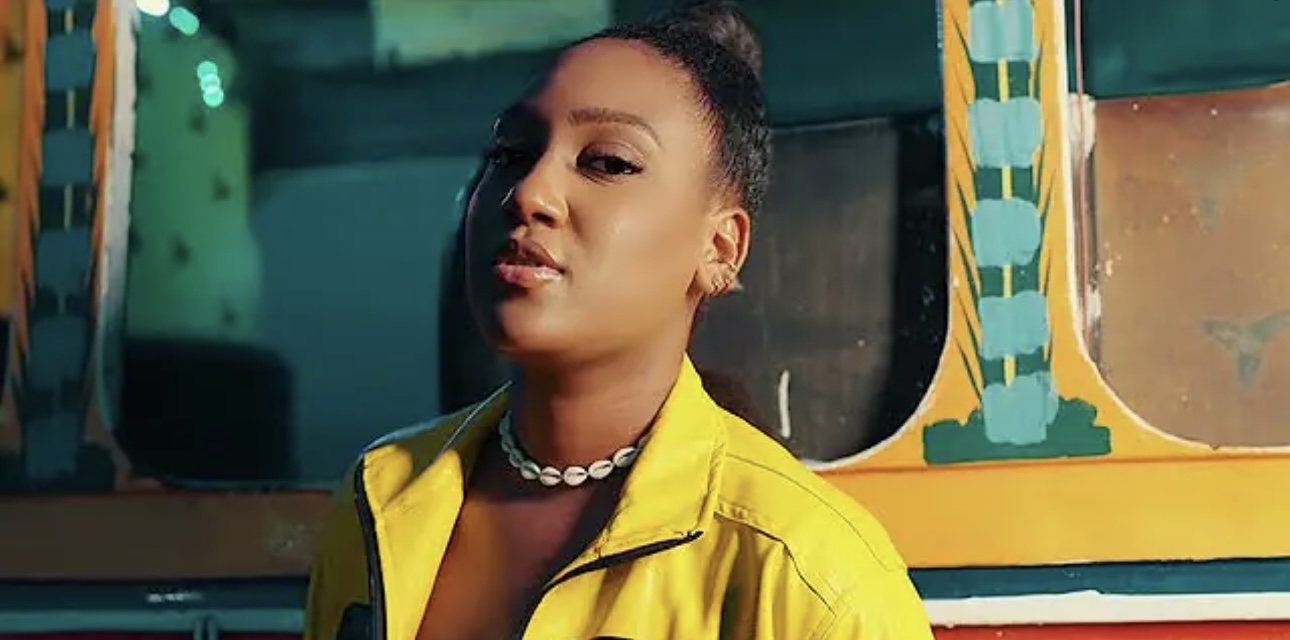 (Clip officiel) – Amira Abed dévoile un magnifique clip, « Jubboo »