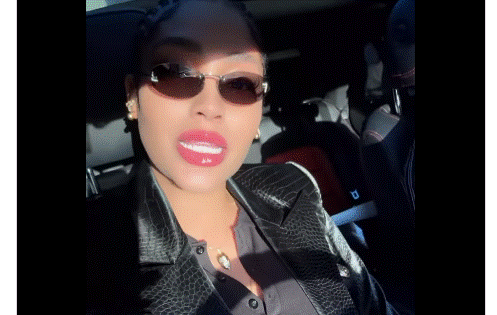 (Vidéo) – Adja Diallo sulfureuse en total noir.