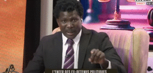 (Vidéo) – Les mots de Fallou Fall depuis la prison : « Guiss na takhouwou bi…Lign ma djign défoumassi dara »