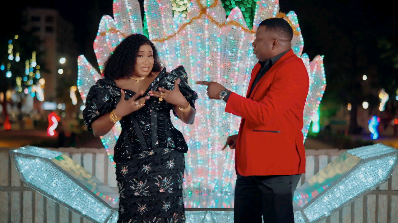 « An Bi Co Batouly » : Djiby Dramé et Maman Chérie débutent 2025 en beauté