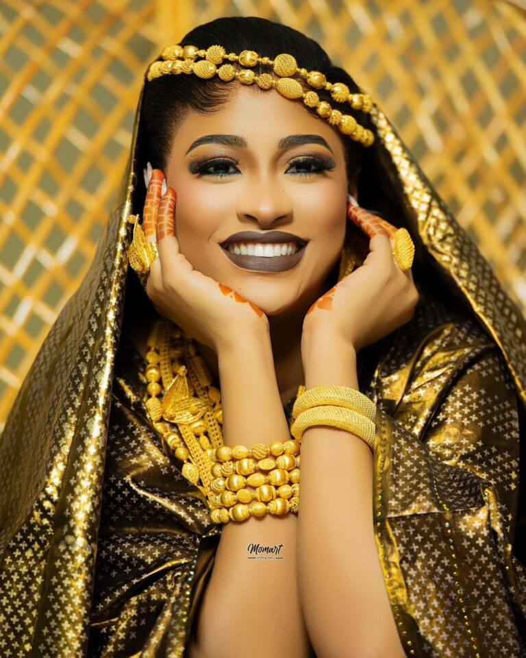 (Photos)- Aicha Rassoul Gningue rayonne avant le baptême de son enfant