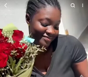 Saint Valentin : L’actrice Ndeye Marie reçoit son bouquet et ses chocolats