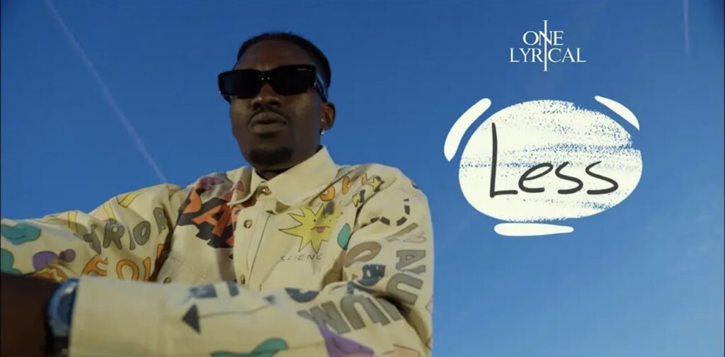 (Clip officiel) – « Less », le nouveau clip de One Lyrical.
