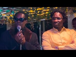 Les beaux témoignages de Baba Maal sur Demba Guissé : »Lima geuneu nekh si yow nak… « 