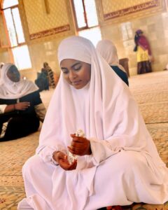 Merry Bey Diouf rayonne en ce mois béni de Ramadan