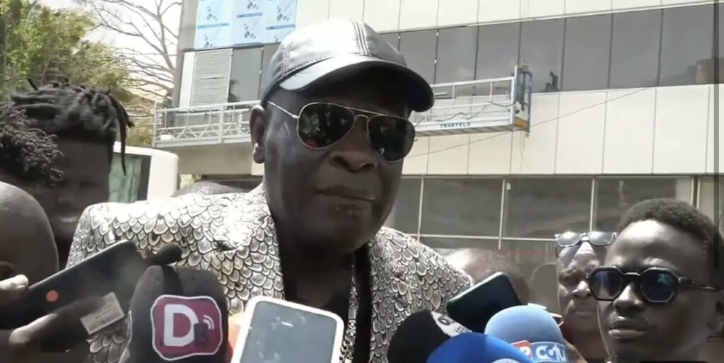 (Vidéo) – « On cherche à m’énerver… », Jaaraf Youssou Ndoye après sa convocation à la DIC.