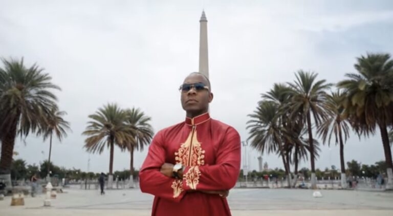 (Clip officiel) – « Don de soi », l’émouvant clip d’Abdou Guité Seck qui touche les cœurs.