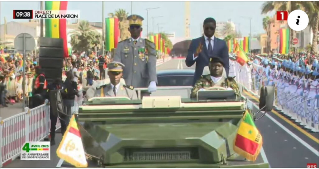 Boulevard Mamadou Dia : L’arrivée du président Bassirou Diomaye Faye, accueilli avec les honneurs (vidéo)
