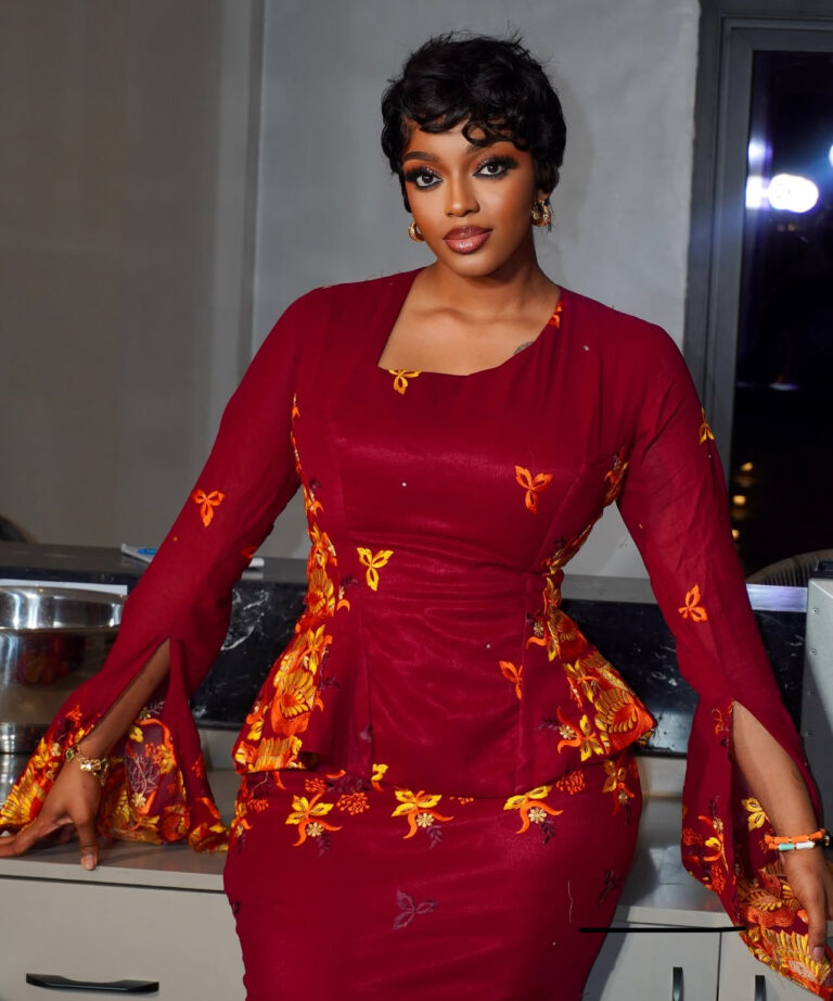 (Photos)- Korité : La taille basse de Maty Rose électrise la toile