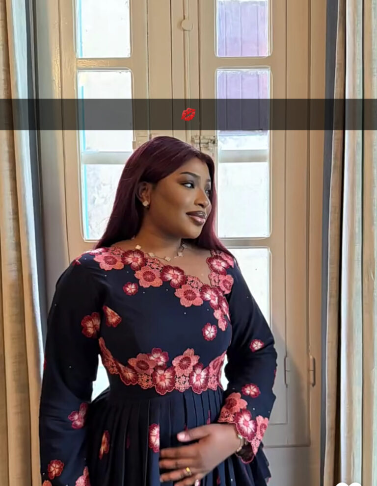 (03 photos)- Korité: Venus, la fille de Youssou Ndour super simple