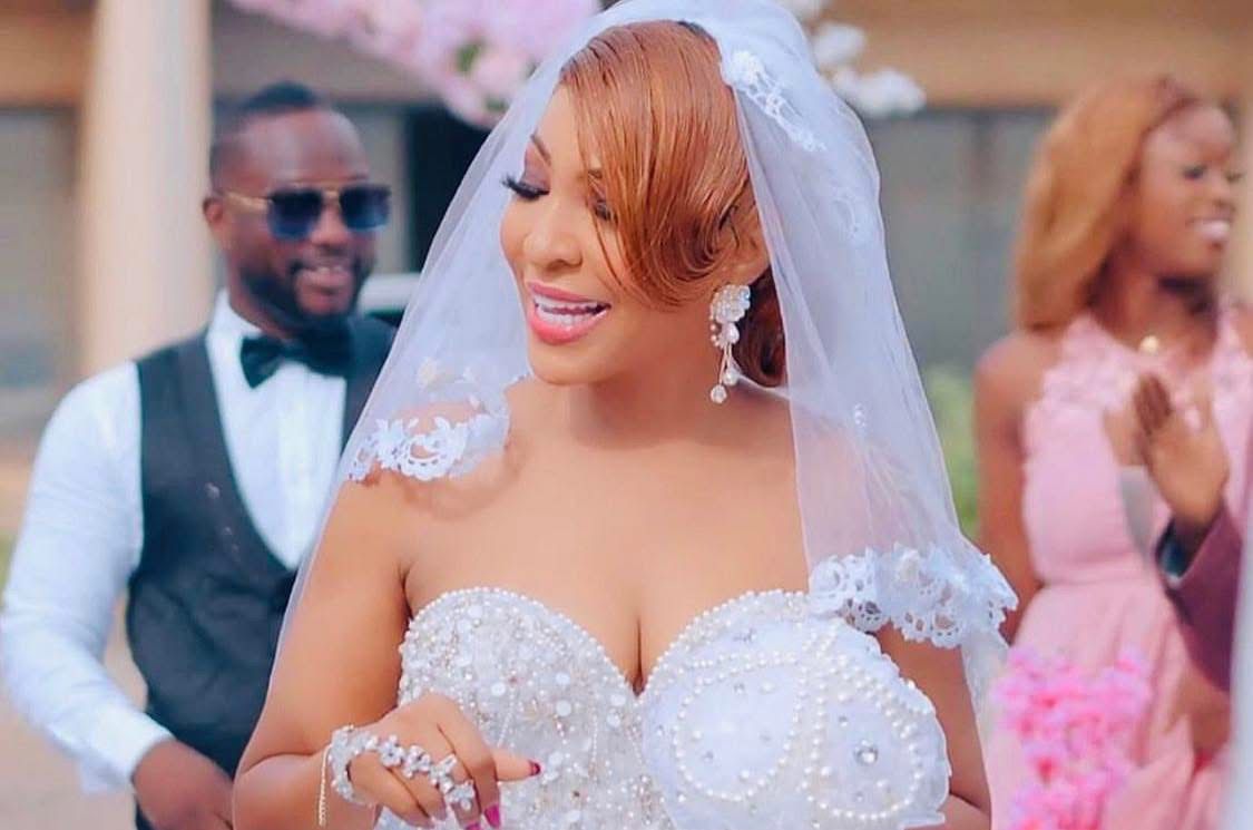 Viviane Chidid décroche un disque d’or avec « Yeuk Yeuk »