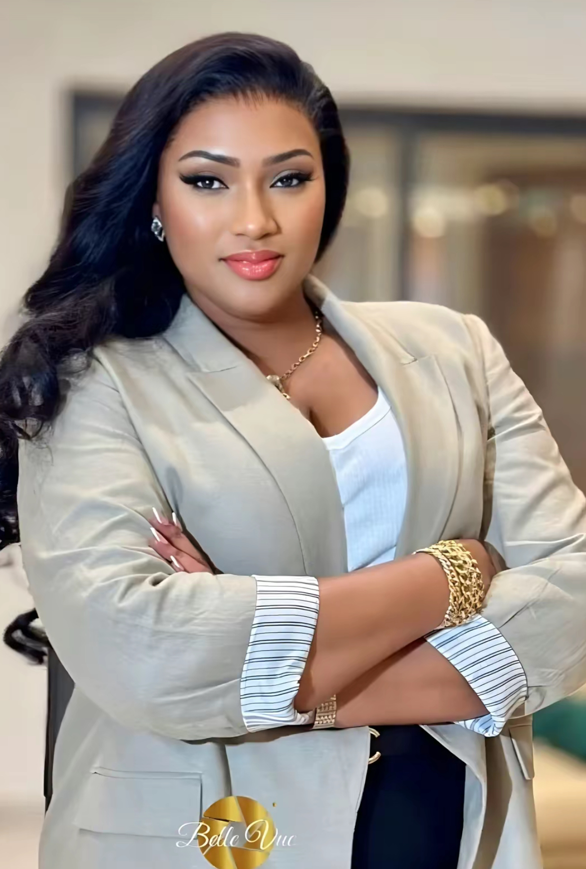 Perte de poids et rajeunissement spectaculaire : Miss Ndiaye fait sensation sur la toile (photos)