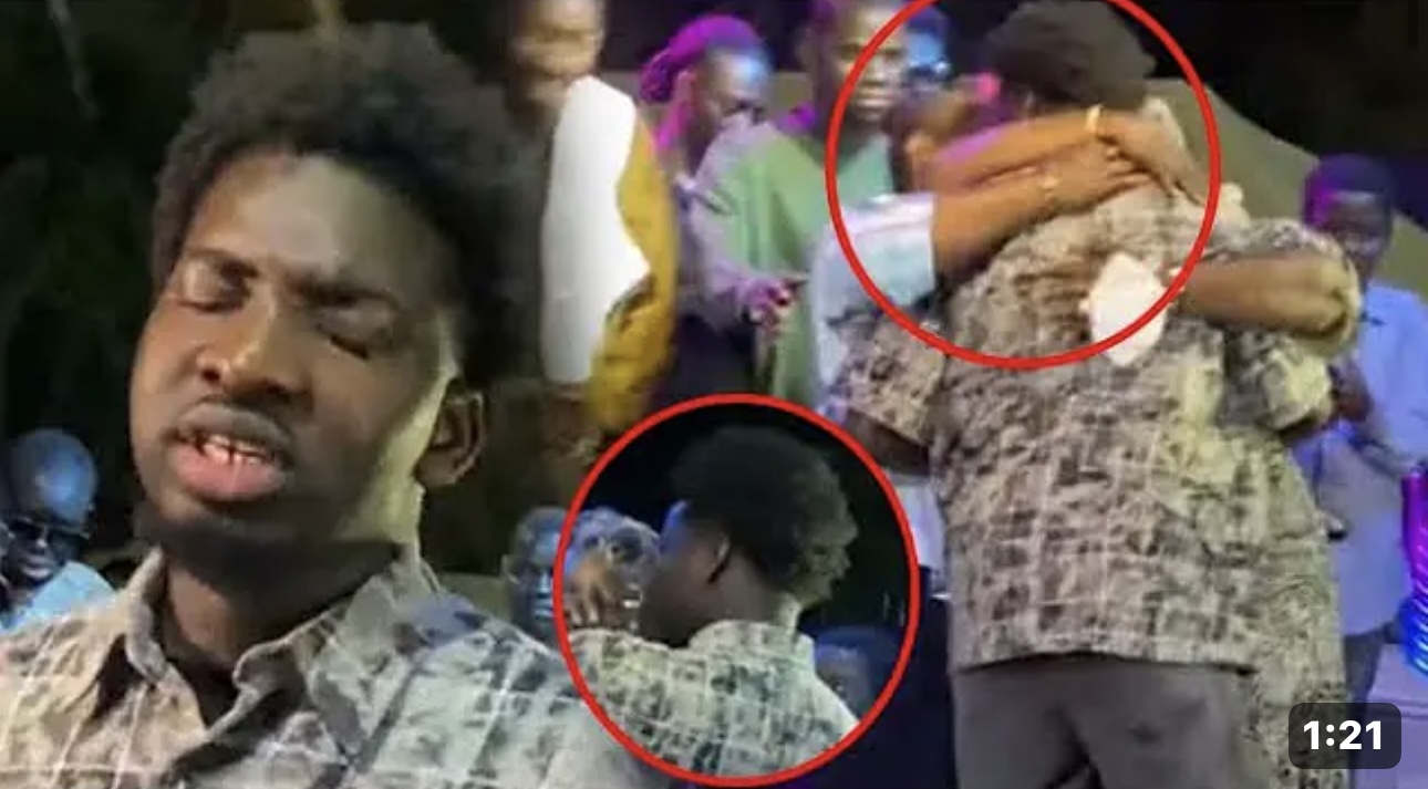 (Vidéo) – Insolite : VJ visiblement gêné après un bisou sur la bouche d’une fan…