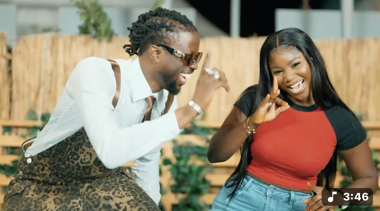 (Clip officiel) – Bass Thioung dévoile le clip de son hit, « Vis ta vie »