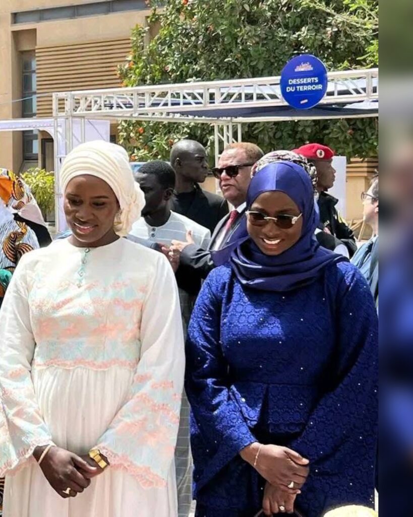 (Vidéo)- Moment de complicité entre Marie Khone Faye et Khady Kébé
