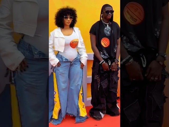 (Vidéo) : Braguette ouverte , le look trop osé de Racky Aidara impressionne la toile