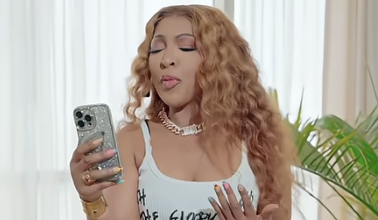(Teaser) – Viviane Chidid annonce un nouveau clip en hommage à « Mamadi Doumbouya »