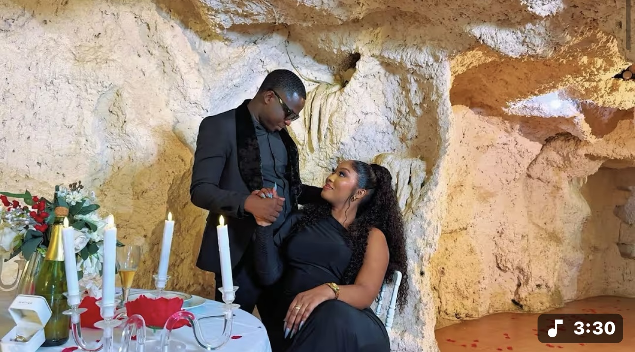 (Clip officiel) – Sidy Diop chante sa femme dans « Promis Juré ».