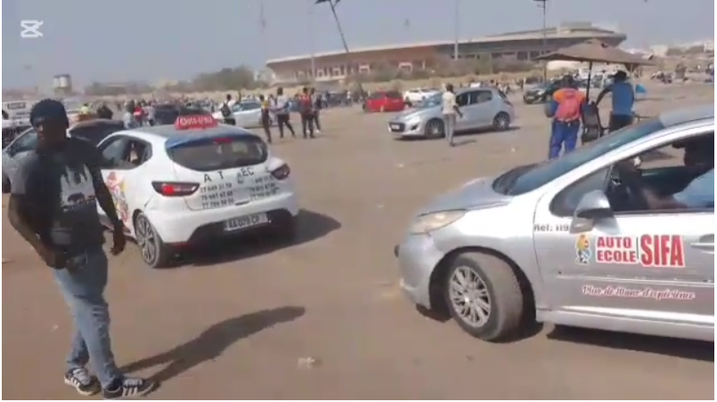Évacuation musclée des moniteurs d’auto-écoles au stade Léopold Sédar Senghor