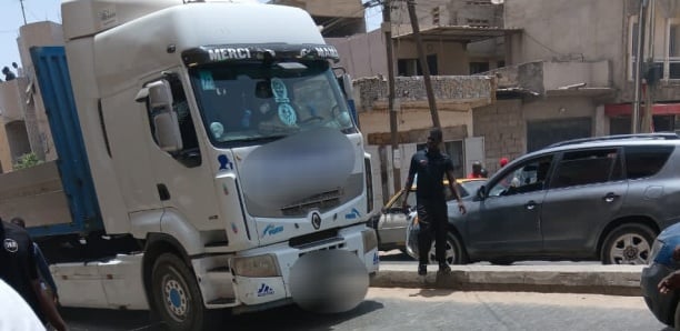 Drame à Keur Massar : un motard tu3 sur le coup par un camion…