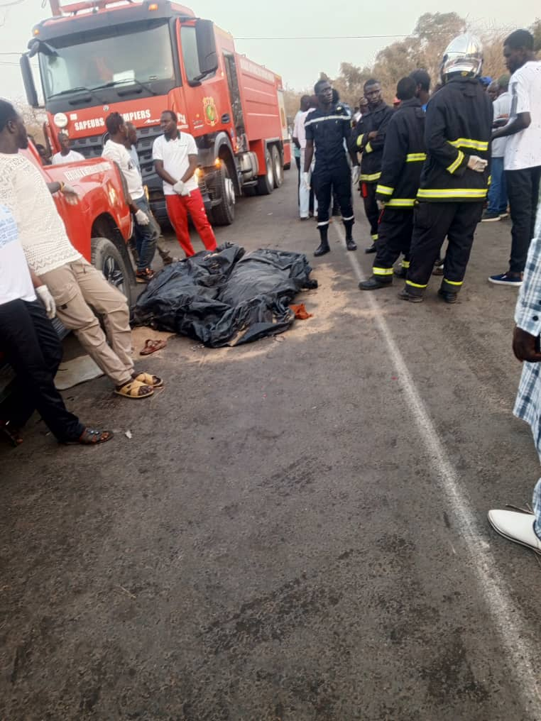 Photos : Images chøquantes de l’accident à Mboro ayant coûté la vie à 6 personnes