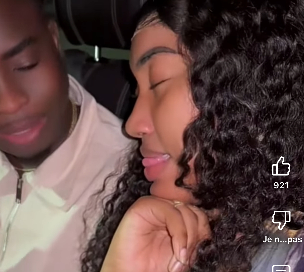 En toute complicité, Sidy Diop et sa femme savourent leur union