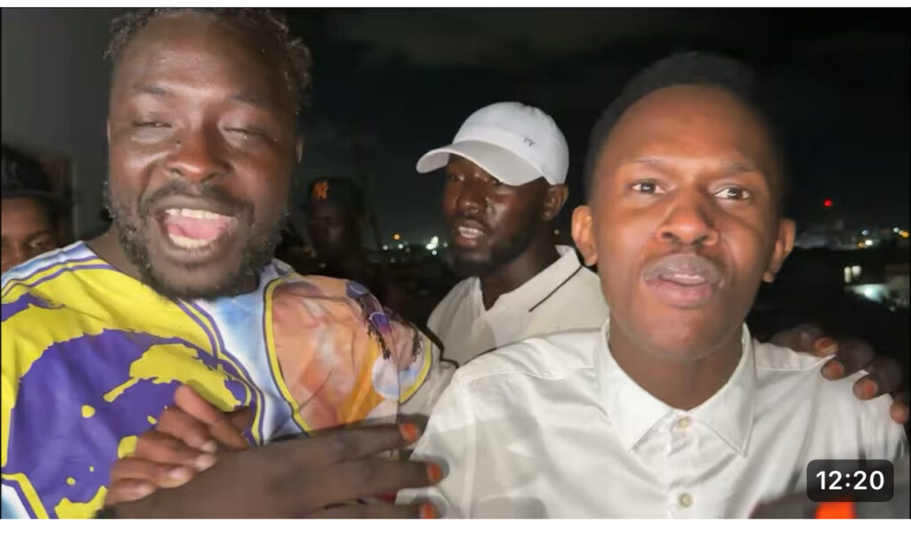 Victoire de Siteu : Samba Peuzzi s’invite chez le lutteur avec joie