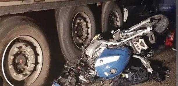 Tragédie à Kharakhéna : 2 m0rts dans une collision entre motos et un camion…