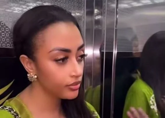Sokhna Aidara fait parler d’elle au mariage d’un proche de Wally Seck