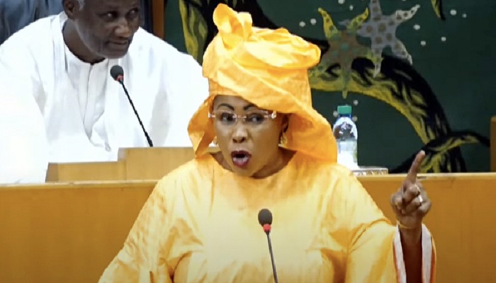 Mame Diarra Fam assène ses vérités à Badara Gadiaga : « Fofou amoul lipo lèvre »