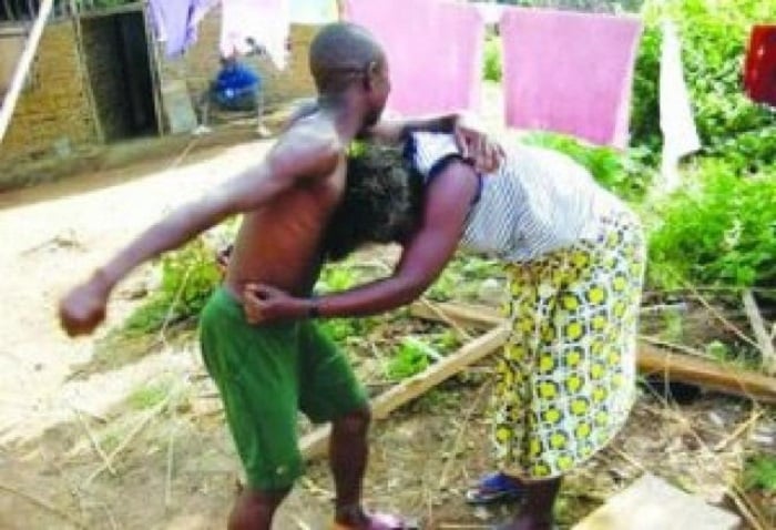 Mbour : Pour un bol de soupe, Salif tabasse sa première femme et incendie les affaires de son fils