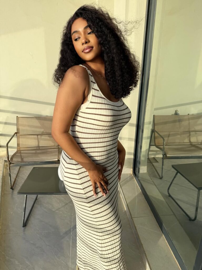 Sunday-love-%F0%9F%92%95-4-768x1024 (05 photos) : Racky Aidara partage son love phone avec Doro Gaye