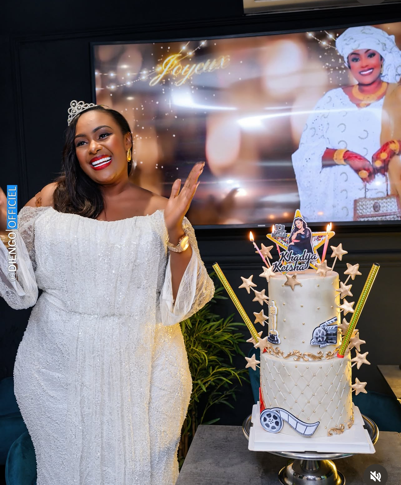 (05 photos): Dress code, dîner royal, Adja à fêté son anniversaire en grande pompe