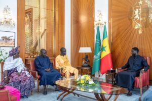 Du baccalauréat au Palais : l’ascension de Pape Natago saluée par le chef de l’État…