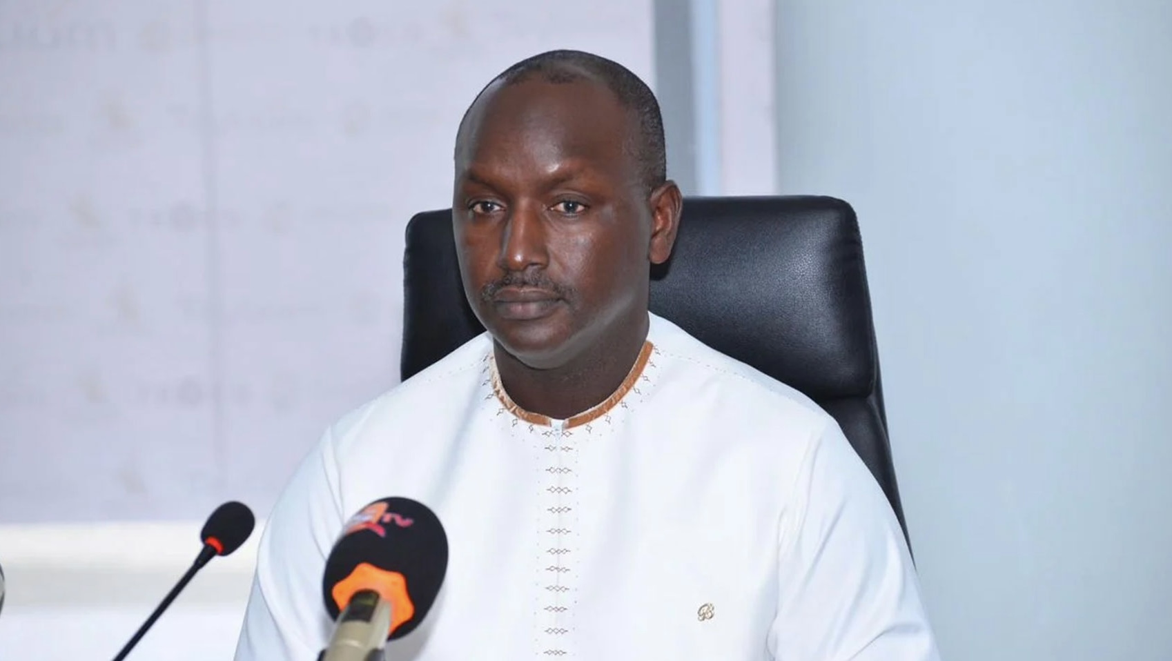 Orages et vents forts : le ministre Cheikh Tidiane Dieye insiste sur les mesures de prévention…