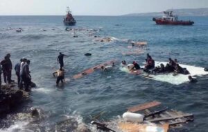 Route des Canaries : au moins 40 migrants périssent dans un naufrage au large de la Mauritanie…