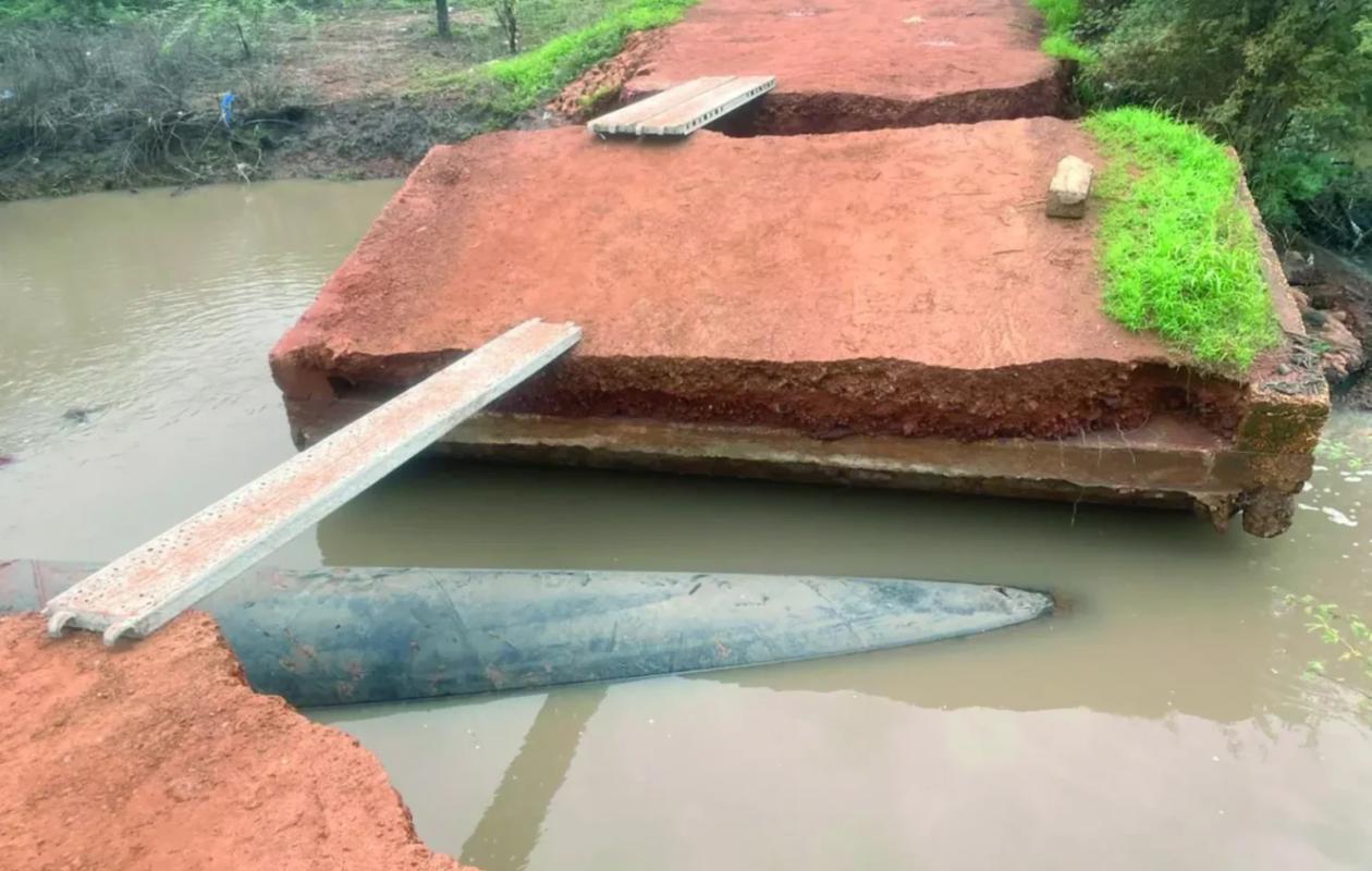 Mbour : un pont cède sous la pression des pluies