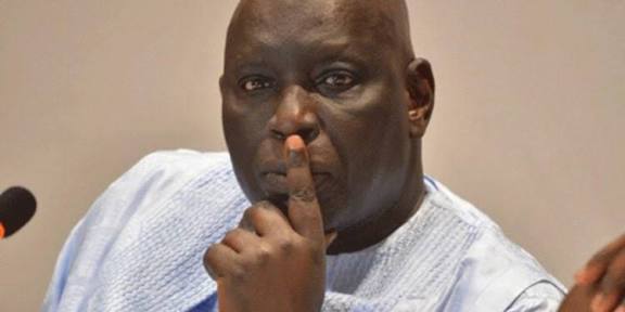 Affaire Madiambal Diagne : Recherché au Sénégal, le journaliste se signale en France et promet…