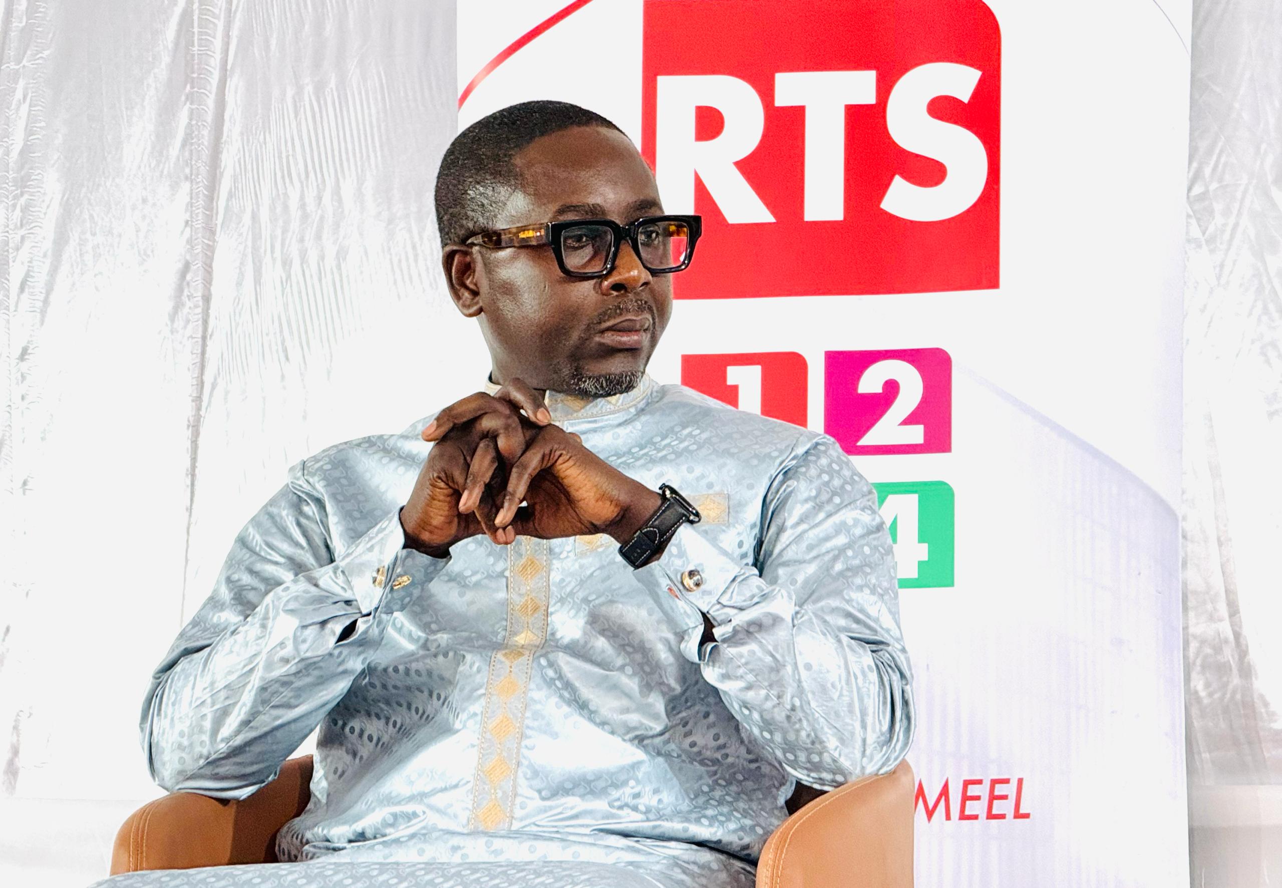 RTS : Le DG Pape Alé Niang et sa décision polémique secouent la toile…