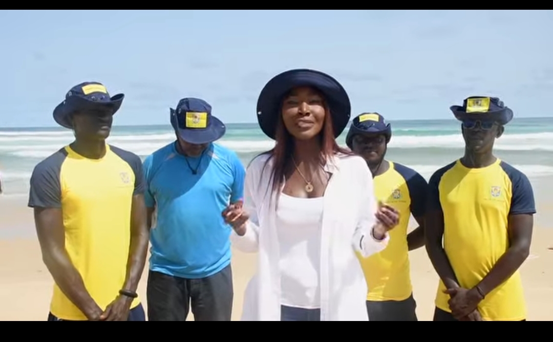 Coumba Gawlo lance un appel citoyen pour prévenir les noyades à Dakar