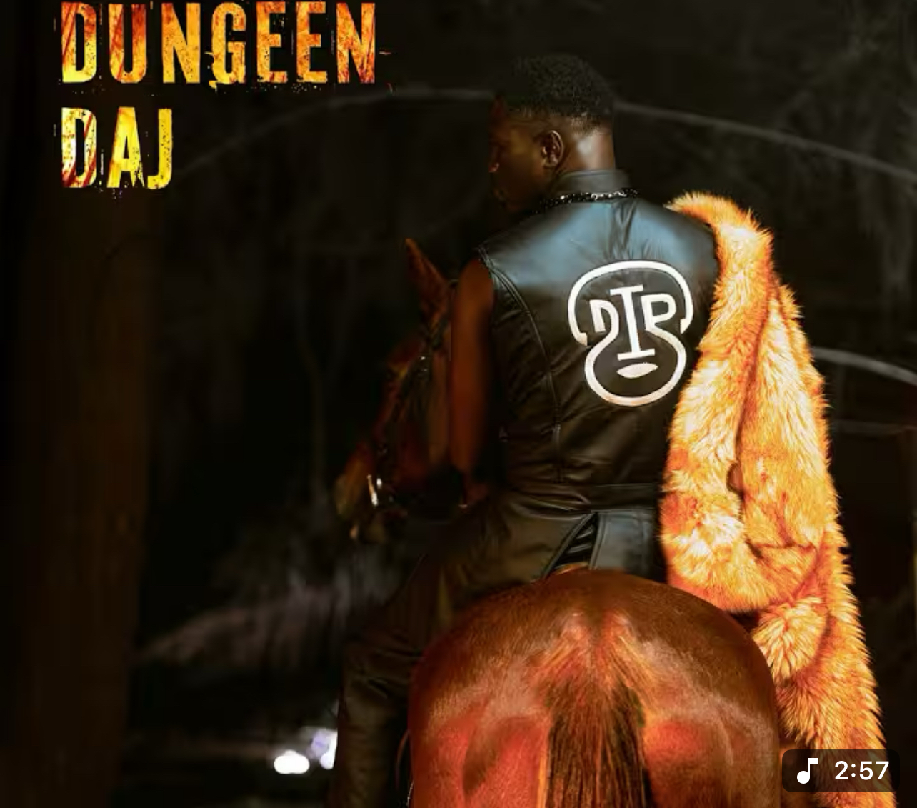 DIP Doundou Guiss dévoilé un nouveau single «Dungueen Daj »