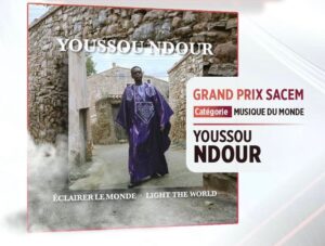 Youssou Ndour reçoit le Grand Prix Sacem 2025 pour son album “Éclairer le monde”