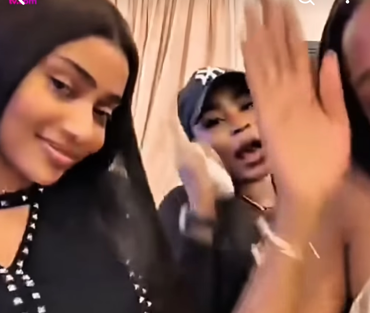 (Vidéo): Racky Aïdara s’ambiance avec ses amies sur le son «Doro Gaye »