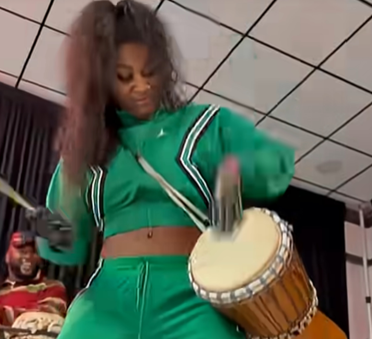 (Vidéo): Mia Guissé dévoile son talent caché. Quelle surprise !